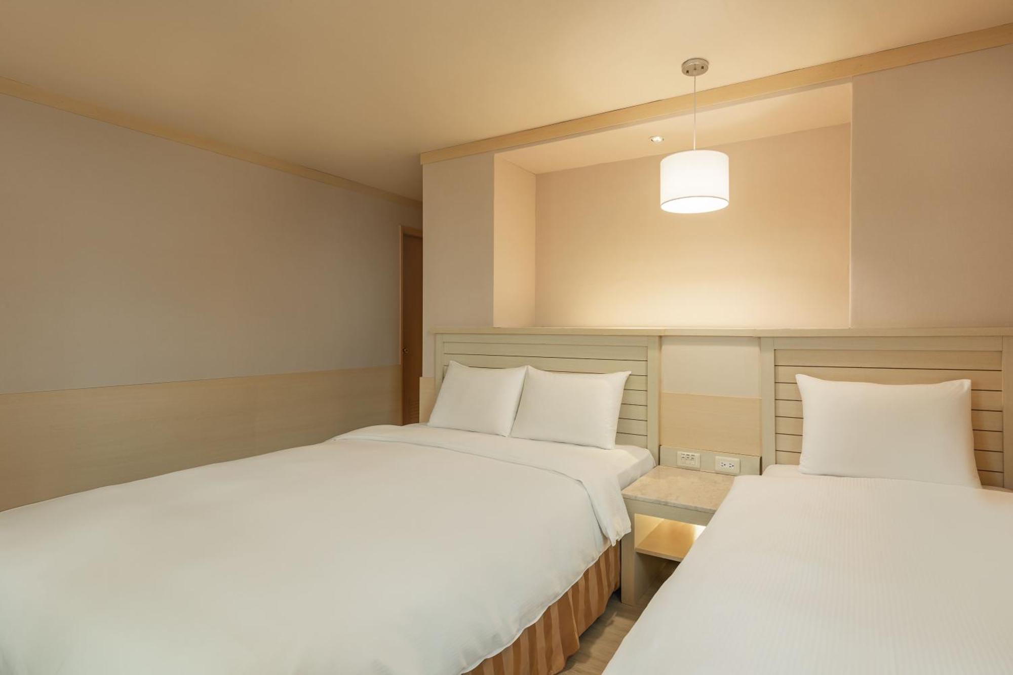 Kindness Hotel - Jhong Jheng Kaohsiung Quarto foto