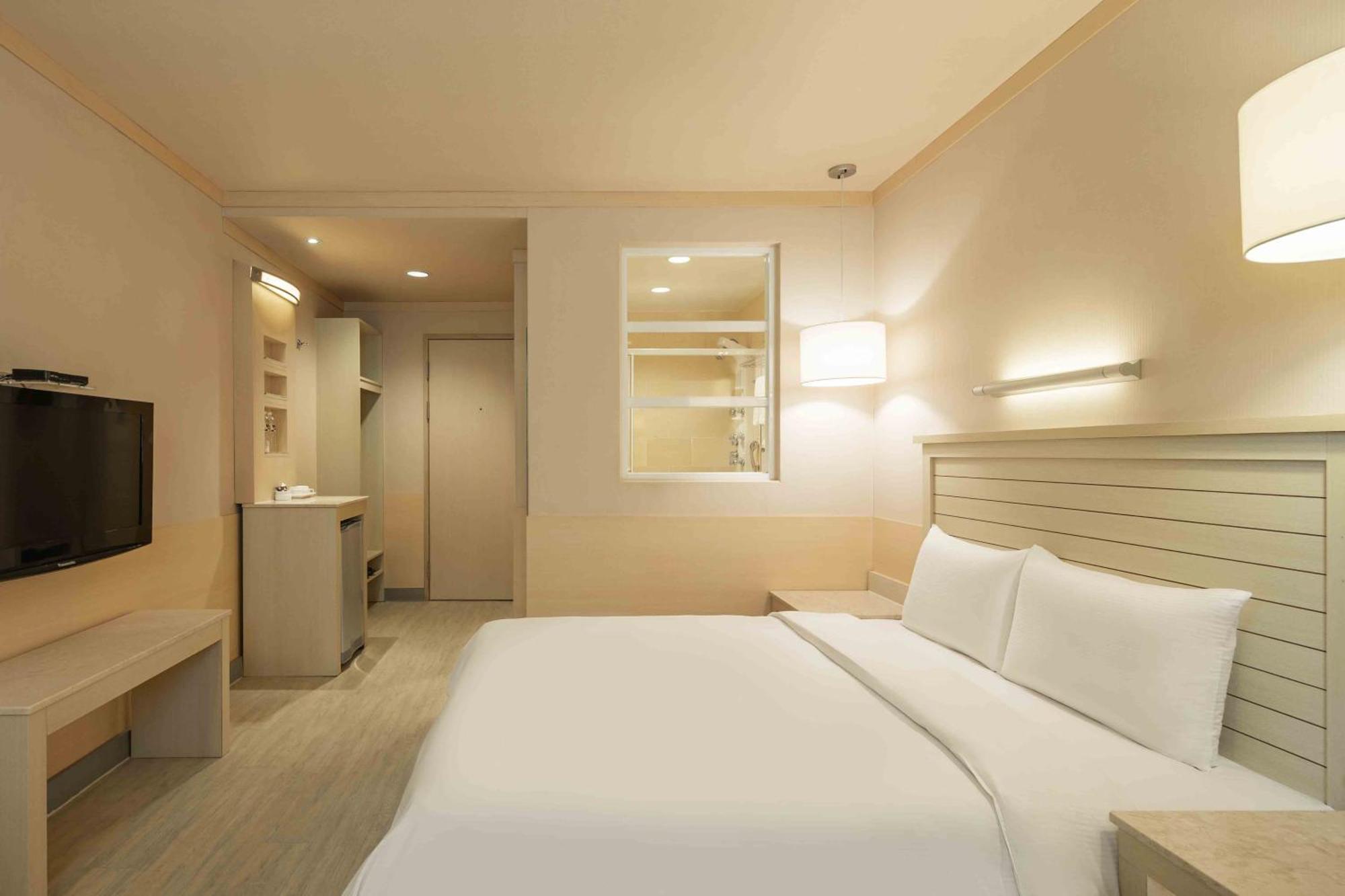 Kindness Hotel - Jhong Jheng Kaohsiung Quarto foto